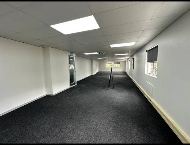 BUSINESS PROPERTY TO RENT IN HALFWAY GARDENS